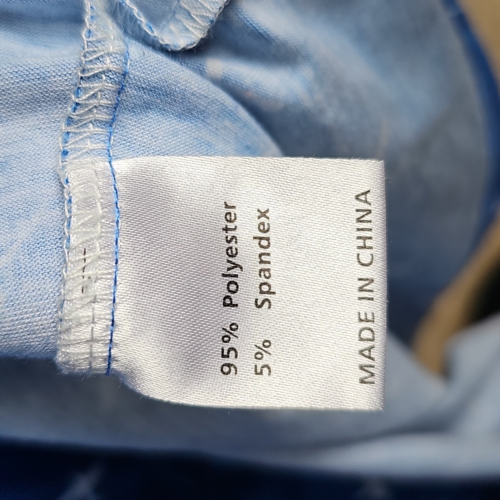 EUC Top With Airplane Pattern - Picture 6 of 6